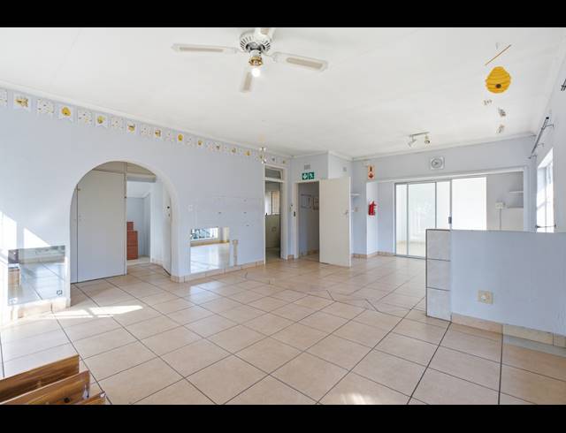 4 BEDROOM HOUSE FOR SALE IN LONEHILL